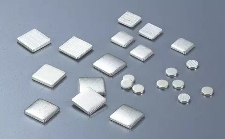 square-c_1563371470iH5nki.jpeg